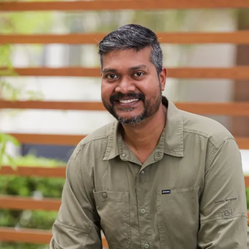 Portrait of Sai Pasupuleti, Project Manager at Renfrow+Co, Houston’s expert in custom metal and wood fabrication services